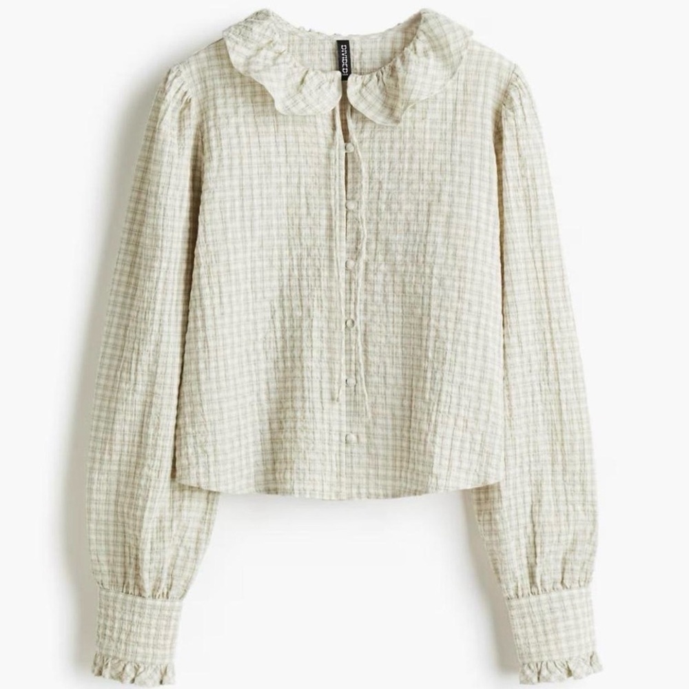 H&M Women's Green and Cream Ruffle-Collar Blouse